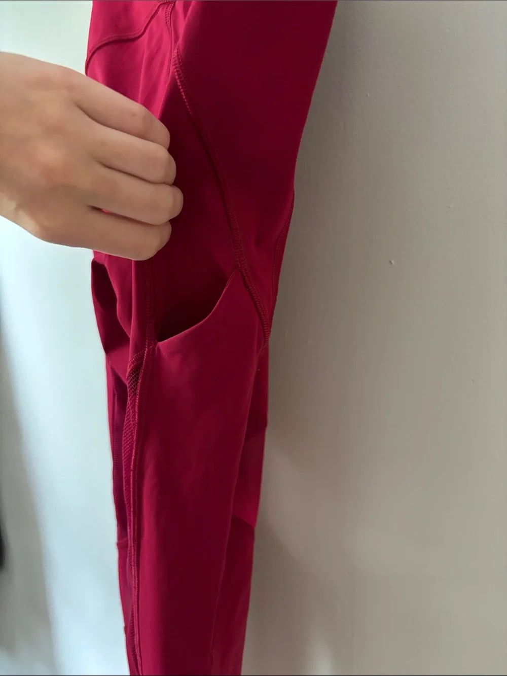 lululemon athletica Bright Pink High-Rise Mesh Pocket Leggings - Picture 5 of 7